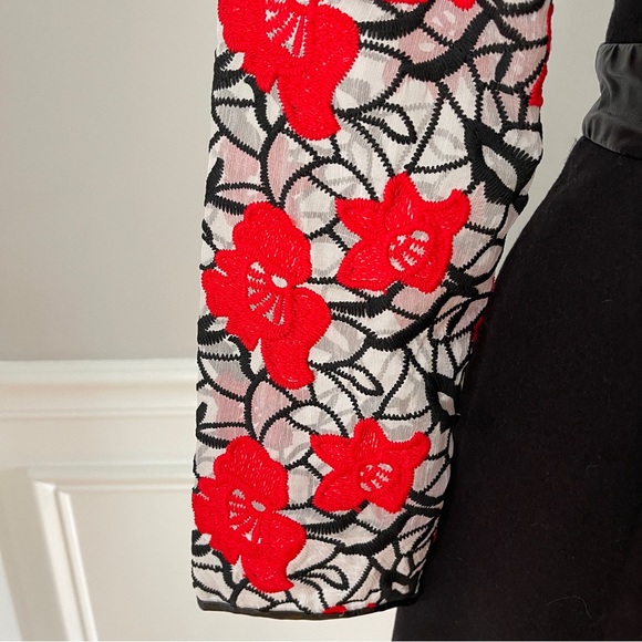 Vintage Sweetheart dress w Rose embroidered sleeves - Picture 5 of 12